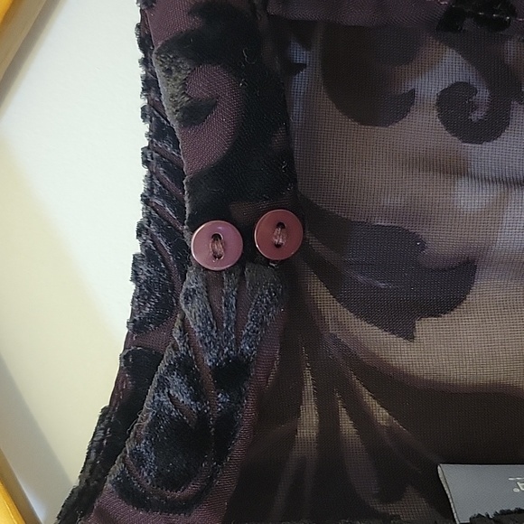 Women's B Young Velvet Sheer Top - Picture 8 of 8